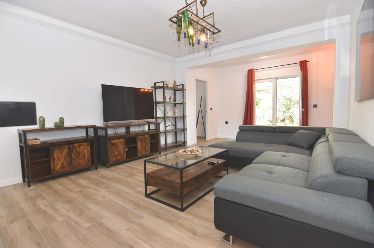 El Parque Suite Benalmadena Exterior photo